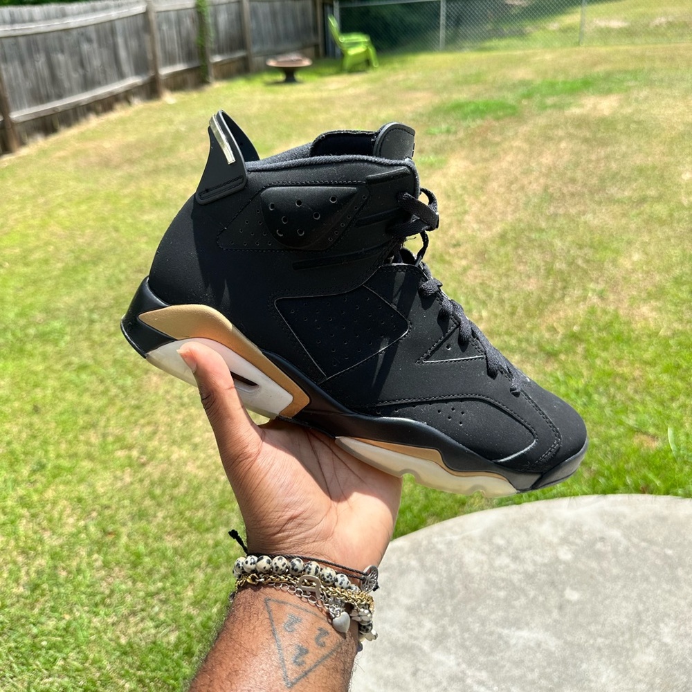 Jordan 6 DMP - Used with Original Box and Dog Tag